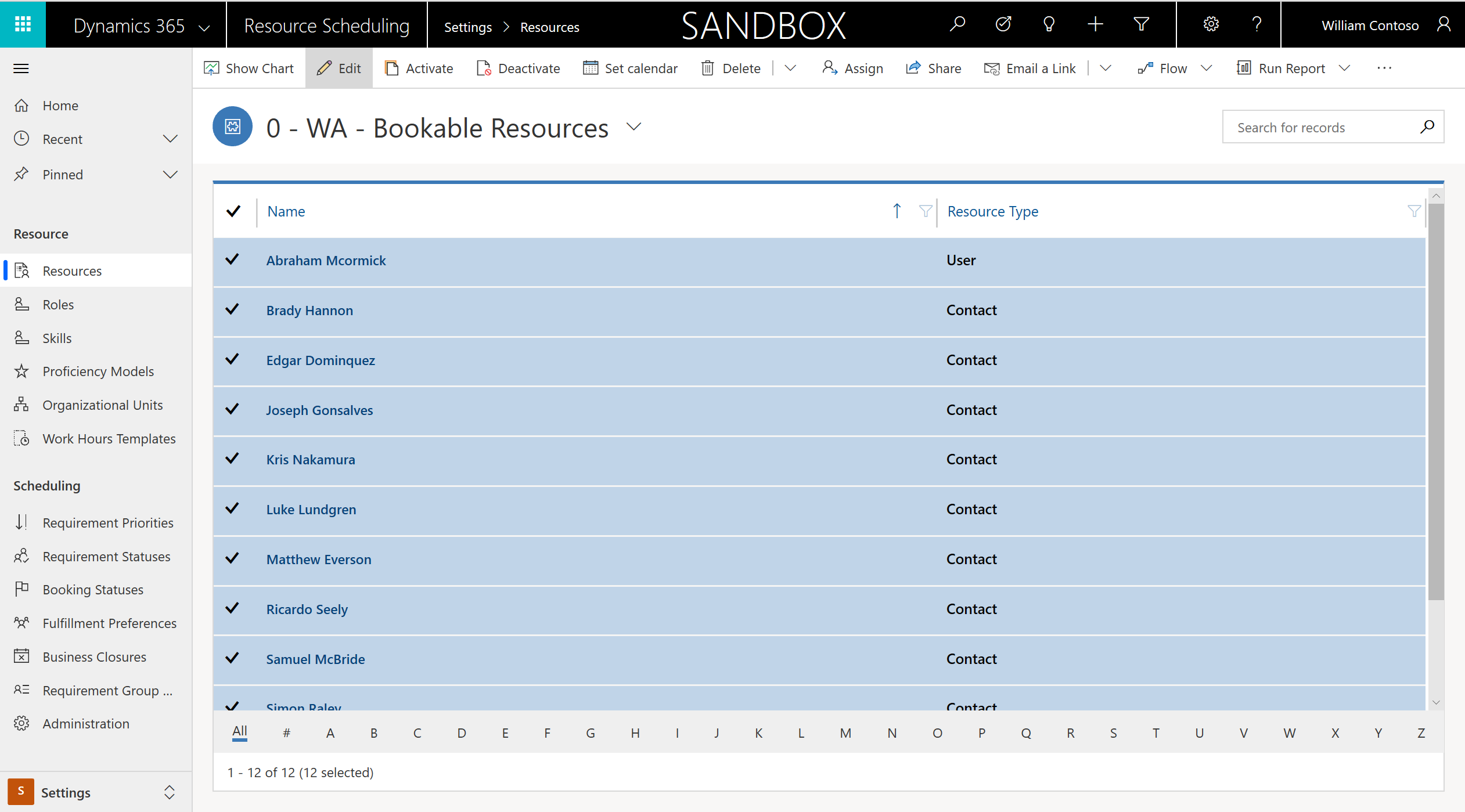Екранна снимка на списък с ресурси, които могат да се резервират.