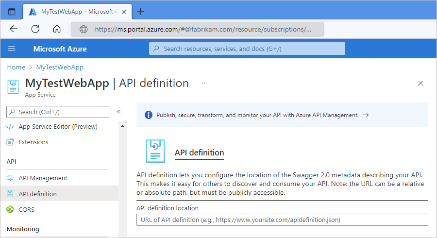 Snímek obrazovky znázorňující Azure Portal s otevřeným podoknem Definice rozhraní API webové aplikace a polem Umístění definice rozhraní API pro dokument URL na Swagger pro vaše vlastní rozhraní API