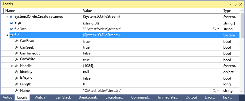 Snímek obrazovky s oknem Místní hodnoty a souborem nastaveným na hodnotu System.IO.FileStream