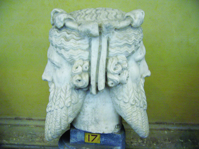 Janus Two-Faced Gott