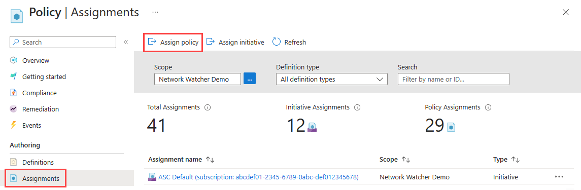 Screenshot: Auswählen der Schaltfläche zum Zuweisen einer Richtlinie im Microsoft Azure-Portal.