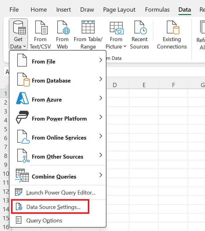 Screenshot der Excel-Arbeitsmappe mit hervorgehobener Option für Datenquelleneinstellungen.