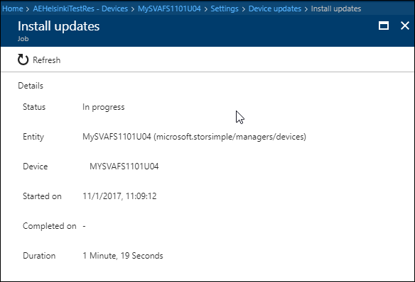 The Install Updates pane has installation information, including device, status, duration, start time, and stop time.