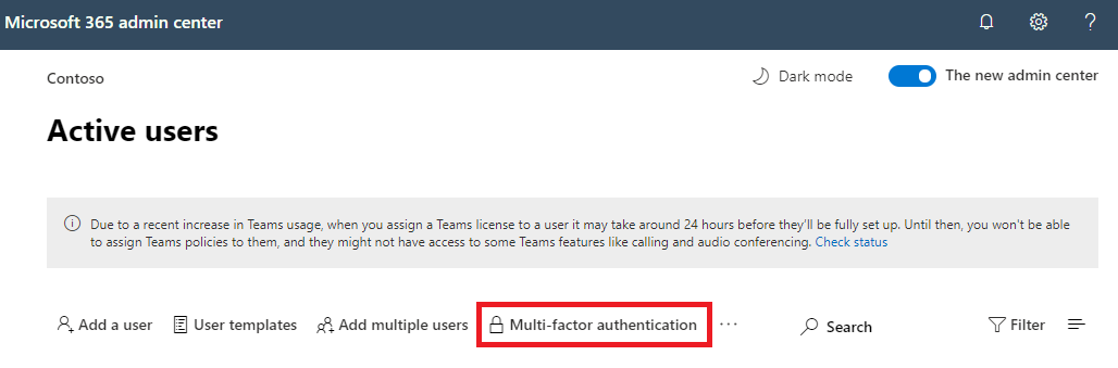 Imagen de la opción Multi Factor Authentication en la página Usuarios activos.