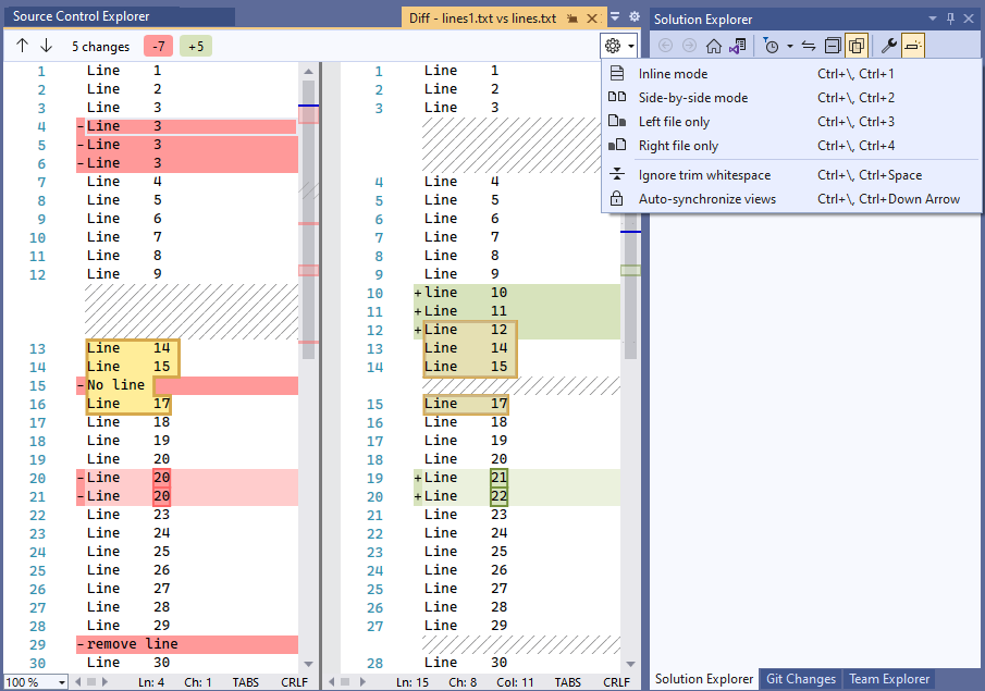 Captura de pantalla que muestra una comparación de dos versiones de un archivo.