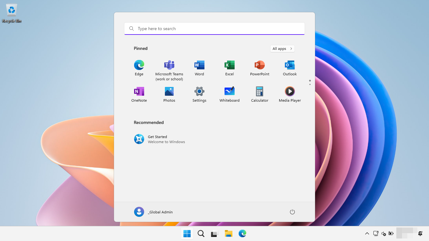 Captura de pantalla de Windows 11 SE que muestra el menú Inicio y la barra de tareas con el diseño predeterminado