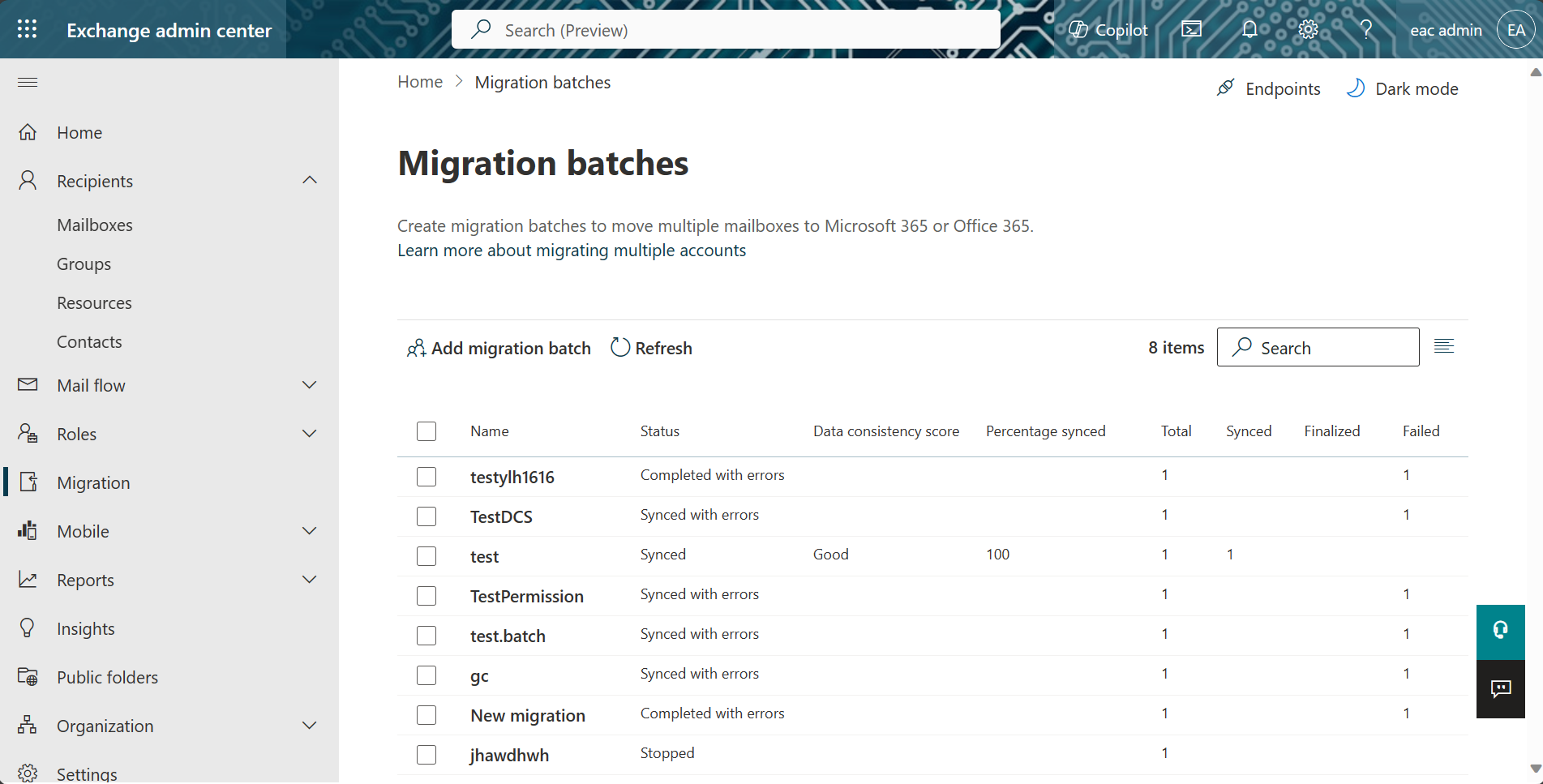 Captura de pantalla de la página Lotes de migración en el Centro de Administración de Exchange.