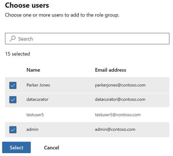 Captura de pantalla del menú Elegir usuarios, en la que se muestran varios usuarios seleccionados y uno no seleccionado.