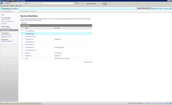 Captura de pantalla para activar la casilla situada junto a crm9.dynamics.com en la página Identidades de servicio.