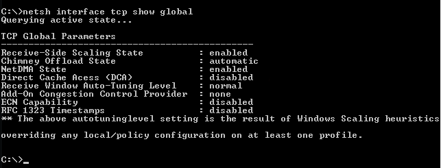 Captura de pantalla de la salida del comando netsh interface tcp show global.