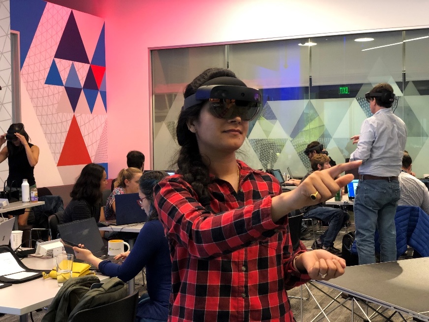 Imagen del taller de diseño de HoloLens 2 en San Francisco