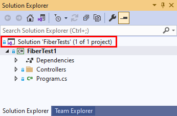 Capture d’écran d’une solution ouverte dans l’« Explorateur de solutions » de Visual Studio 2019.