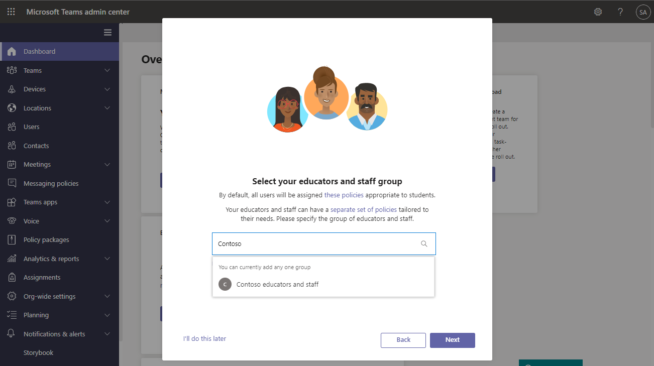 Capture d’écran de la page de l’Assistant pour sélectionner un enseignant et un groupe de membres du personnel.