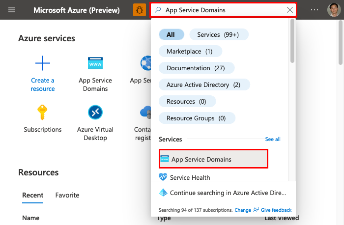 Cuplikan layar memperlihatkan cara membuka tampilan domain App Service.