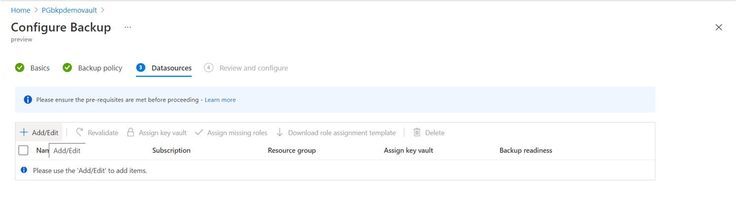 Cuplikan layar yang menampilkan opsi untuk memilih database Azure PostgreSQL.