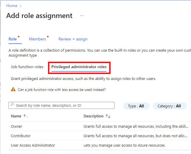Cuplikan layar halaman Tambahkan penetapan peran dengan tab Peran administrator istimewa dipilih.