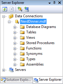 Screenshot dell'albero di spostamento di Esplora server. Le connessioni dati vengono espanse e La cena nerd punto m d f è evidenziata.