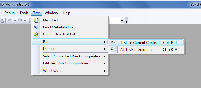 Screenshot delle voci di menu Test. L'esecuzione viene selezionata ed espansa. I test nel contesto corrente sono evidenziati.