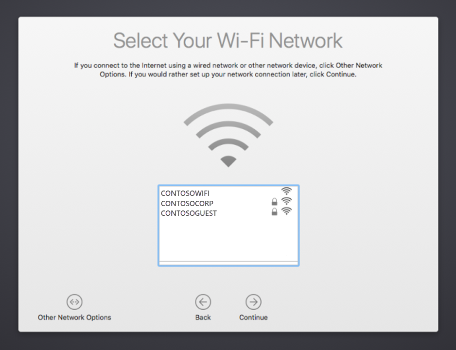 Screenshot della schermata Select Your Wi-Fi Network (Selezionare la rete di Wi-Fi) di MacOS Device Setup Assistant, che mostra un elenco di reti disponibili tra cui scegliere. Mostra anche un pulsante Altre opzioni di rete, il pulsante Indietro e il pulsante Continua.