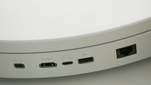 Screenshot della cartuccia di calcolo con una porta HDMI, una porta USB-C, USB-A, nonché la porta Ethernet e DisplayPort.