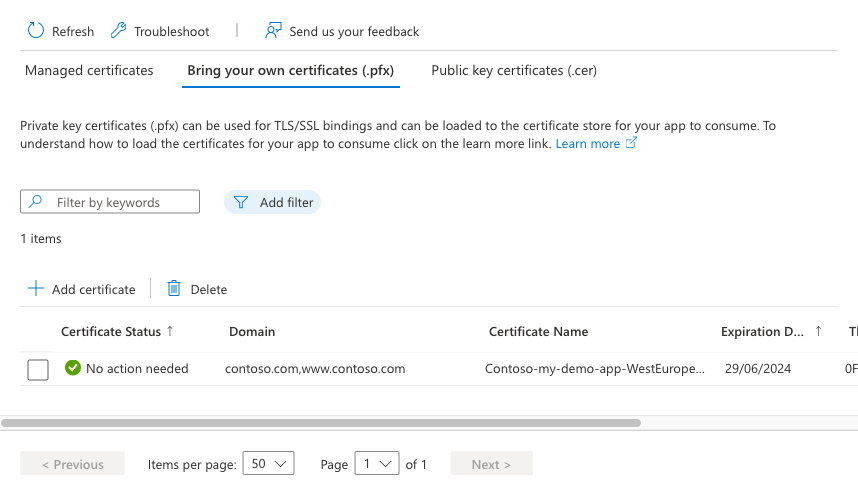購入した証明書が一覧に表示されている [Bring your own certificates (.pfx)] (独自の証明書 (.pfx) を持ち込む) ペインのスクリーンショット。