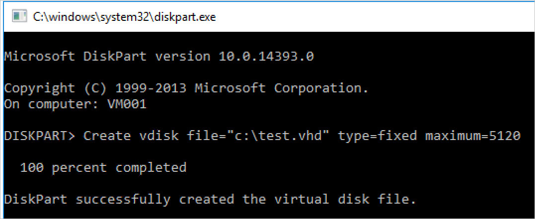 CMD ウィンドウに、指定したコマンドが DiskPart に対して発行され、そこで正常に実行され、仮想ディスク ファイルが作成されたことが示されている。