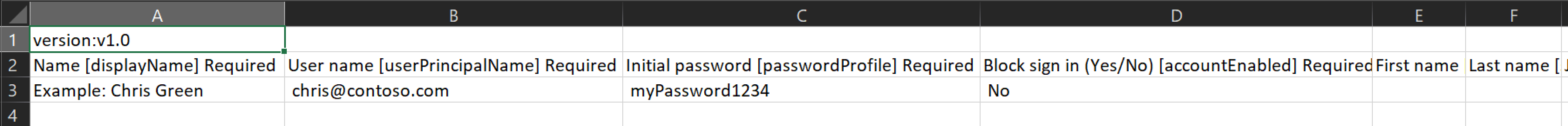 作成するユーザーの名前と ID が含まれる CSV ファイルの例を示すスクリーンショット。