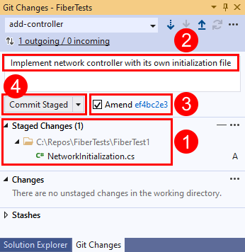 Visual Studio の [Git 変更] ウィンドウにある [以前のコミットを修正] オプションを示すスクリーンショット。