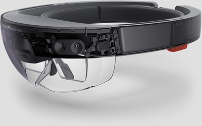 Microsoft HoloLens (第 1 世代)。