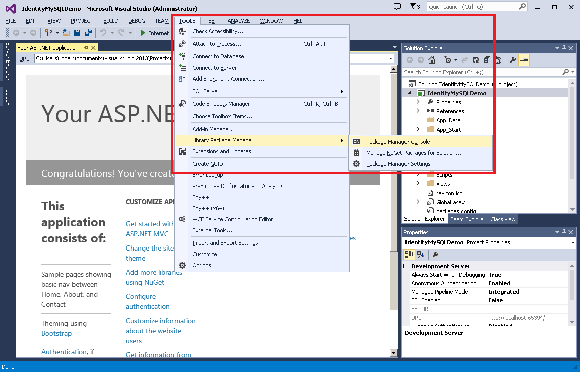 상단 메뉴에서 도구가 선택되고, 라이브러리 패키지 관리자가 왼쪽에서 선택되고, 오른쪽에 패키지 관리자 콘솔이 선택된 Visual Studio의 M V C 프로젝트 스크린샷