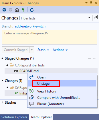 Visual Studio 2019의 팀 탐색기에서 준비된 파일에 대한 상황에 맞는 메뉴 옵션의 스크린샷