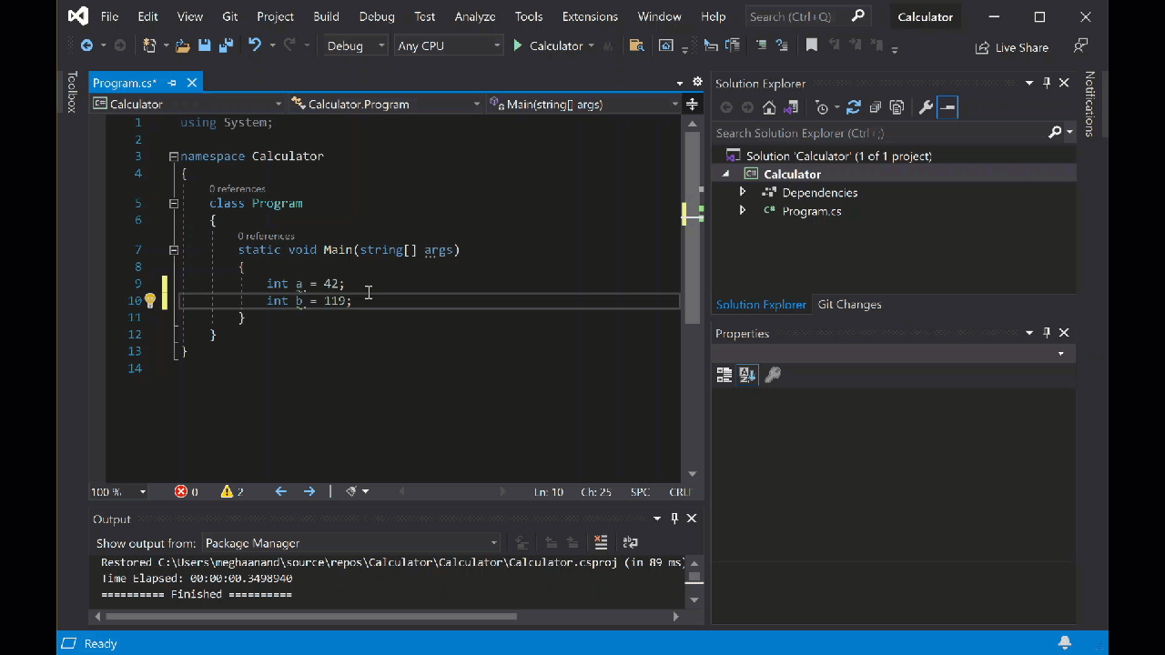 Visual Studio IDE에서 IntelliSense 자동 완성 기능을 보여 주는 정수 수식 코드의 애니메이션.