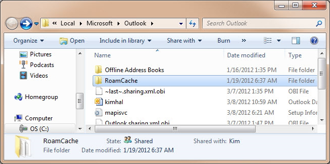 Skjermbilde av RoamCache-mappen under Outlook mappen som du kan gi nytt navn til.
