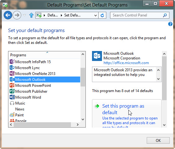 Schermafbeelding van het venster Standaardprogramma's instellen wanneer u Microsoft Outlook selecteert in de programmalijst.