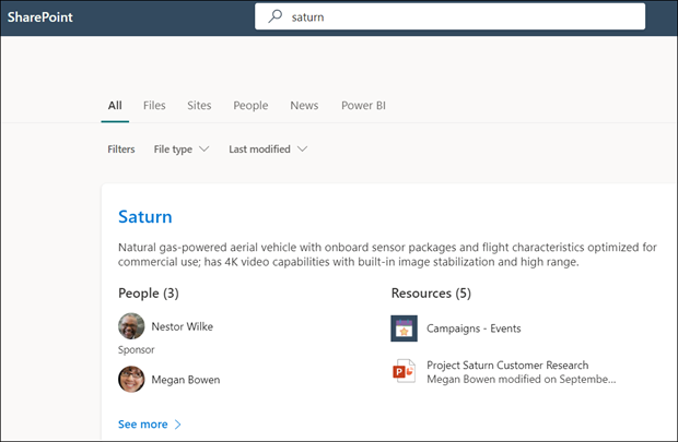 Een screenshot van de Viva Topics-interface met zoekresultaten voor de zoekterm Saturnus.