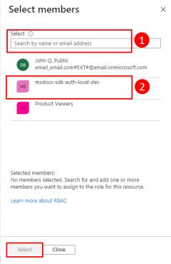 Zrzut ekranu przedstawiający sposób filtrowania i wybierania grupy Microsoft Entra dla aplikacji w oknie dialogowym Wybieranie członków.