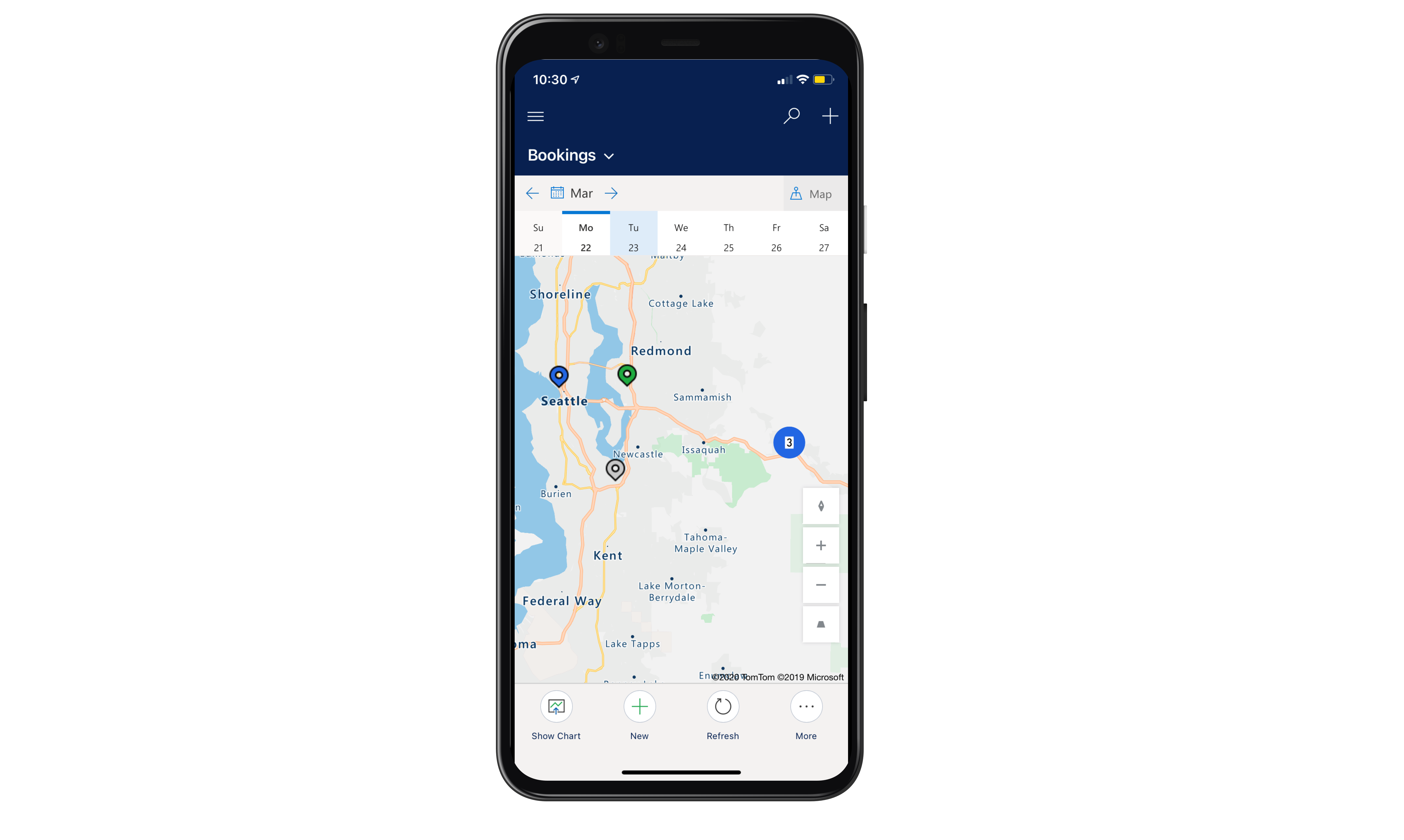 Render urządzenia z aplikacji mobilnej Field Servicei, ukazujący widok mapy z wybranym jednym dniem tygodnia.