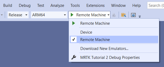 Zrzut ekranu przedstawiający okno programu Visual Studio z maszyną zdalną jako obiektem docelowym.