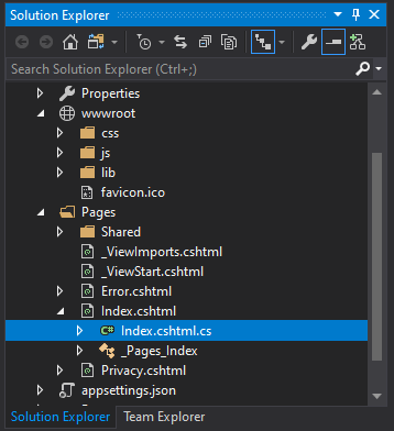 Zrzut ekranu przedstawiający plik Index dot c s h t m l wybrany w Eksplorator rozwiązań w Visual Studio.