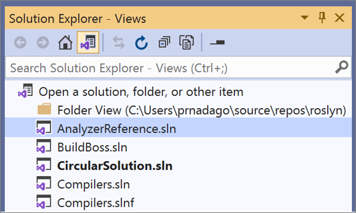 Gerenciador de Soluções com o botão Alternar Modos de Exibição selecionado no Visual Studio.