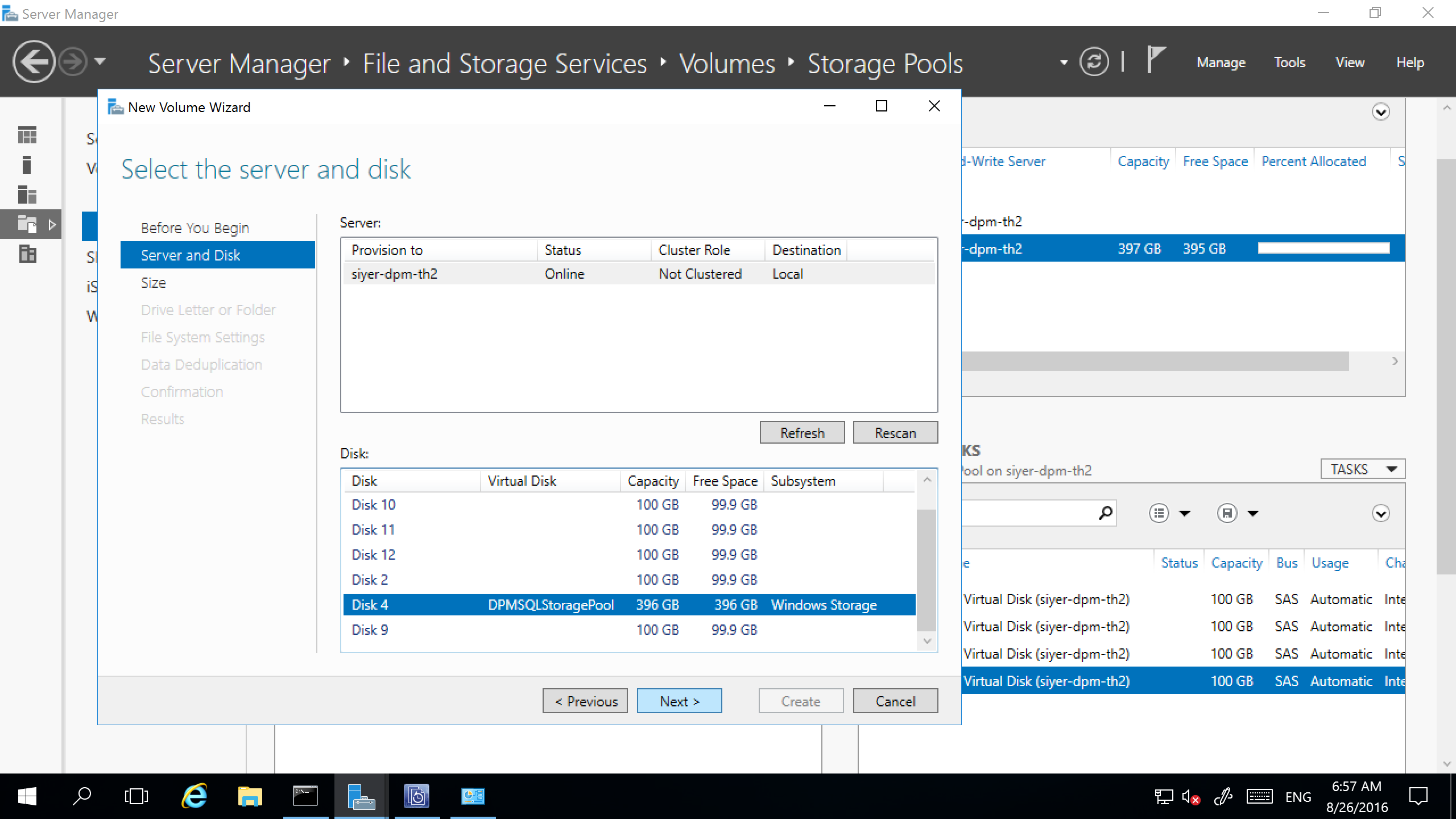 A captura de tela mostra como selecionar o servidor e o disco.