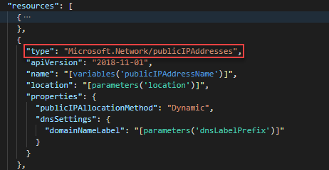 Снимок экрана: Visual Studio Code с определением общедоступного IP-адреса в шаблоне ARM.