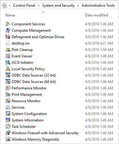 Снимок экрана: содержимое папки "Администрирование" в Windows 10.