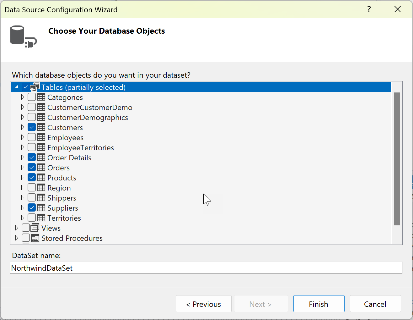 Screenshot showing how to choose your database objects.