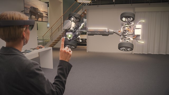 HoloLens 的複本汽車體驗