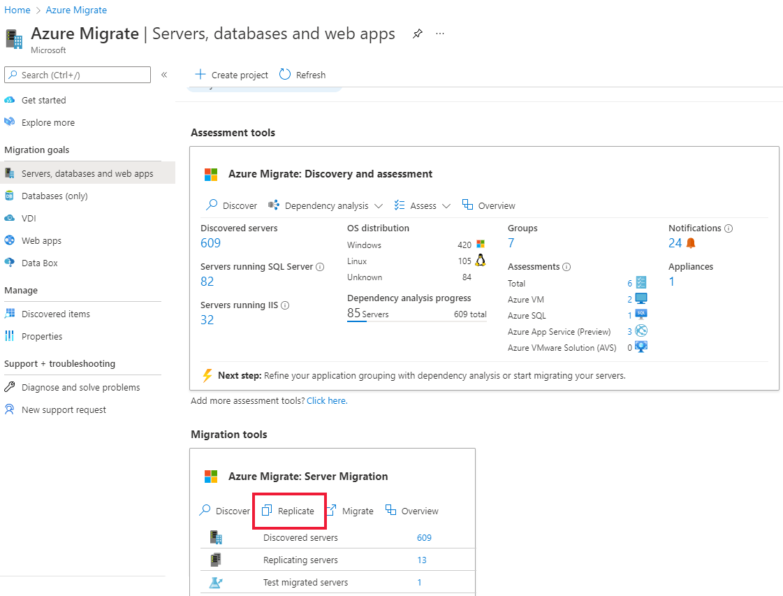 Azure Migrate 中“服务器”屏幕的屏幕截图。在“迁移和现代化工具”的“迁移工具”下选择了“复制”按钮。