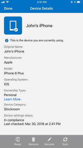 屏幕截图显示更新前的适用于 iOS/iPad OS 的公司门户应用，“设备详细信息”。
