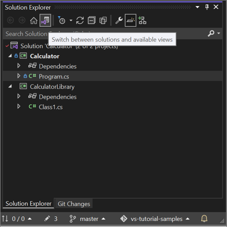 Git 中某个项目的屏幕截图，该项目在 Visual Studio 2022 的解决方案资源管理器中打开，其中突出显示了“切换视图”按钮。
