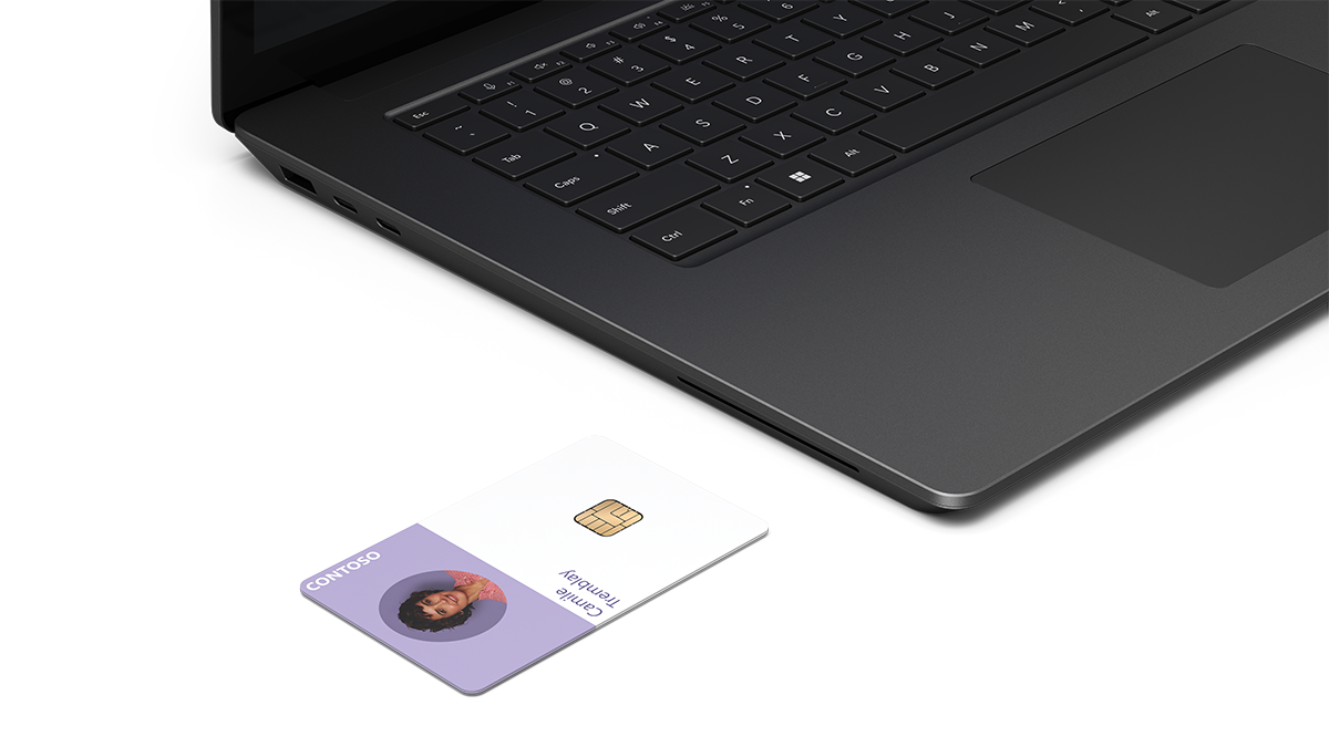 Surface Laptop 6 15 吋模型上選用智慧卡卡片閱讀機的螢幕快照。